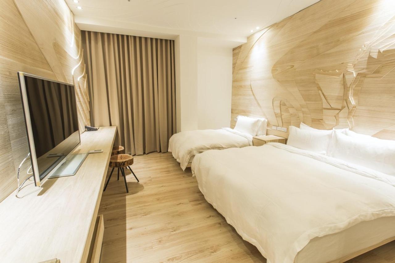 The Tree House Hotel Kaohsiung Buitenkant foto